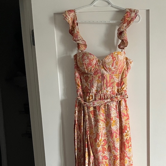 Flowy Dress - Picture 1 of 4